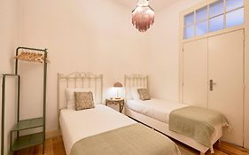Spacious Apartment In The Perfect Lisbon Location, By Timecooler