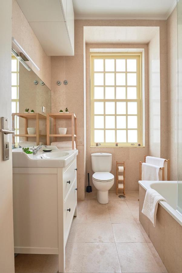 Spacious Apartment In The Perfect Lisbon Location, By Timecooler Extérieur photo